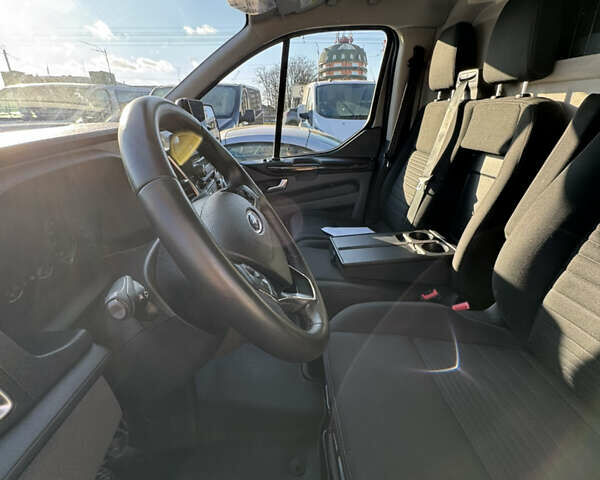 Серый Форд Транзит Кастом, объемом двигателя 2 л и пробегом 234 тыс. км за 18900 $, фото 7 на Automoto.ua