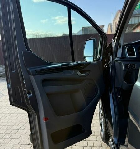 Серый Форд Транзит Кастом, объемом двигателя 2 л и пробегом 199 тыс. км за 25950 $, фото 68 на Automoto.ua