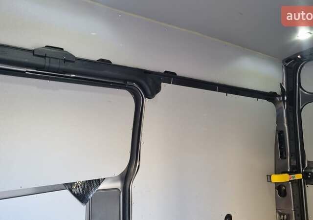 Сірий Форд Транзит Кастом, об'ємом двигуна 2 л та пробігом 220 тис. км за 18500 $, фото 28 на Automoto.ua