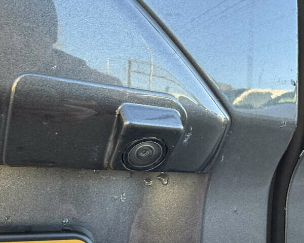 Серый Форд Транзит Кастом, объемом двигателя 2 л и пробегом 234 тыс. км за 18900 $, фото 22 на Automoto.ua