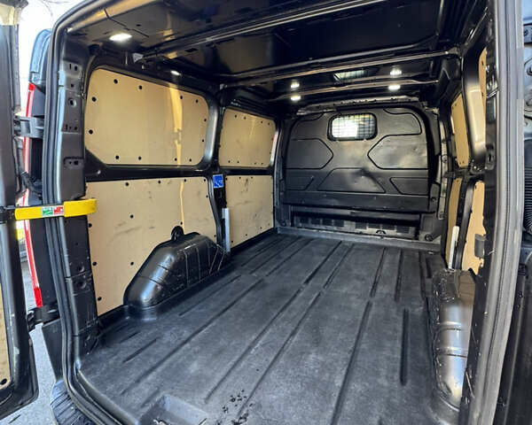 Серый Форд Транзит Кастом, объемом двигателя 2 л и пробегом 234 тыс. км за 18900 $, фото 19 на Automoto.ua