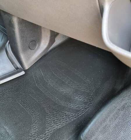 Сірий Форд Транзит Кастом, об'ємом двигуна 2 л та пробігом 220 тис. км за 18500 $, фото 31 на Automoto.ua