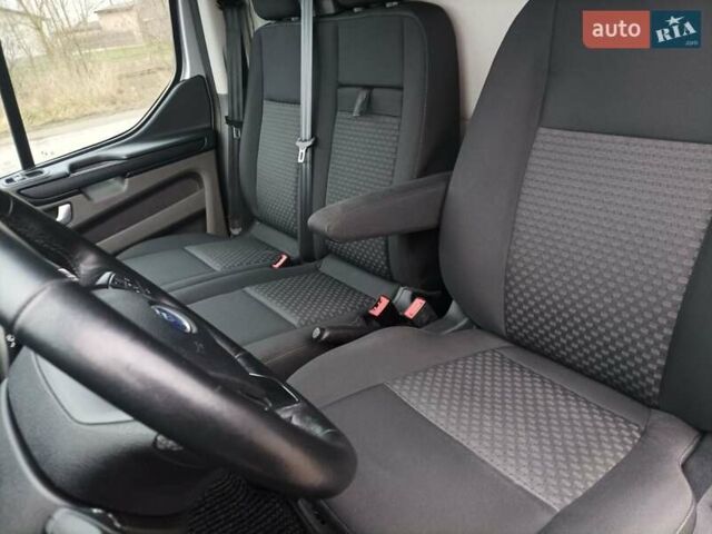 Серый Форд Транзит Кастом, объемом двигателя 2 л и пробегом 209 тыс. км за 17200 $, фото 24 на Automoto.ua