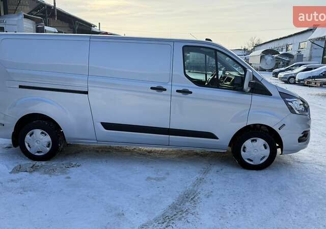 Серый Форд Транзит Кастом, объемом двигателя 2 л и пробегом 112 тыс. км за 17300 $, фото 9 на Automoto.ua