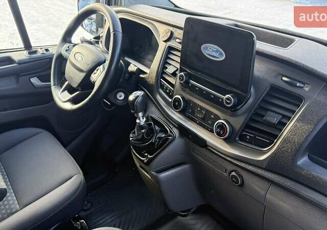 Серый Форд Транзит Кастом, объемом двигателя 2 л и пробегом 112 тыс. км за 17300 $, фото 49 на Automoto.ua