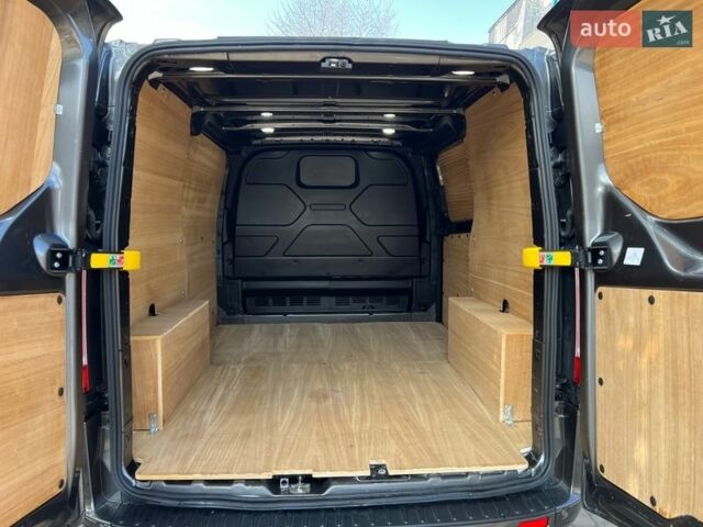 Серый Форд Транзит Кастом, объемом двигателя 2 л и пробегом 200 тыс. км за 19999 $, фото 13 на Automoto.ua