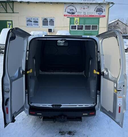 Серый Форд Транзит Кастом, объемом двигателя 2 л и пробегом 112 тыс. км за 17300 $, фото 16 на Automoto.ua