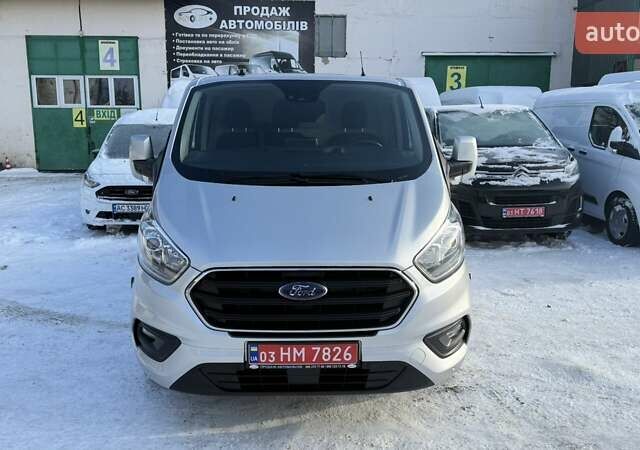 Серый Форд Транзит Кастом, объемом двигателя 2 л и пробегом 112 тыс. км за 17300 $, фото 2 на Automoto.ua