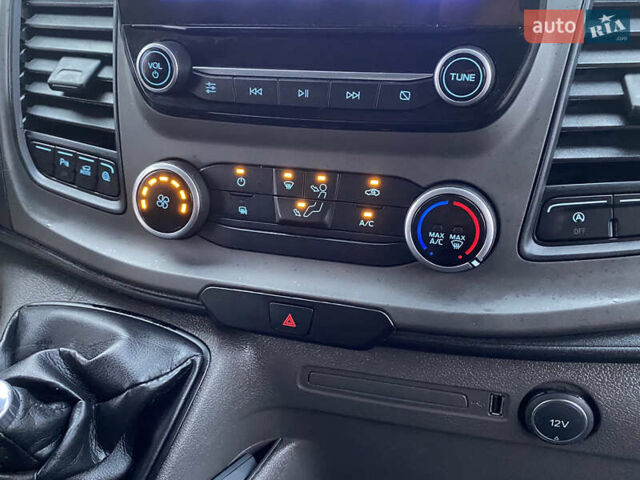 Сірий Форд Транзит Кастом, об'ємом двигуна 2 л та пробігом 216 тис. км за 17550 $, фото 35 на Automoto.ua