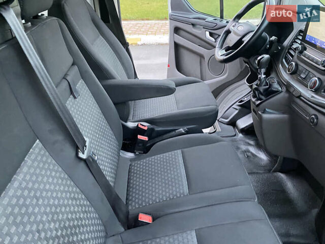 Сірий Форд Транзит Кастом, об'ємом двигуна 2 л та пробігом 216 тис. км за 17550 $, фото 26 на Automoto.ua