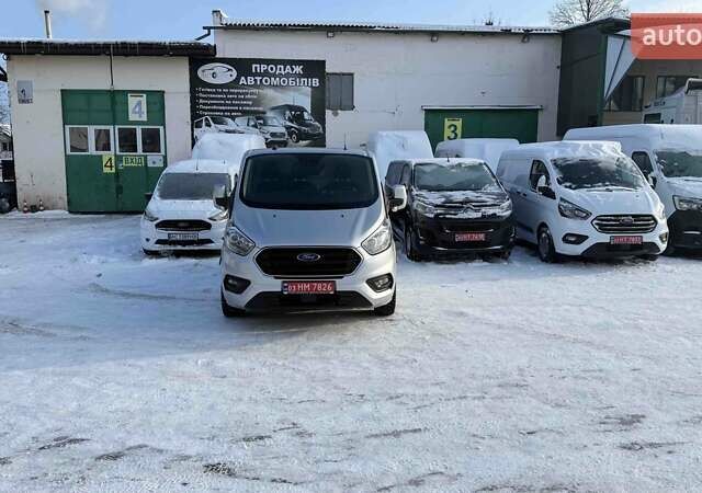 Серый Форд Транзит Кастом, объемом двигателя 2 л и пробегом 112 тыс. км за 17300 $, фото 1 на Automoto.ua