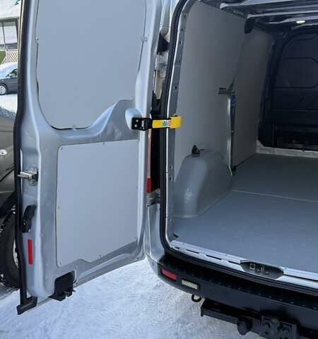 Серый Форд Транзит Кастом, объемом двигателя 2 л и пробегом 112 тыс. км за 17300 $, фото 20 на Automoto.ua