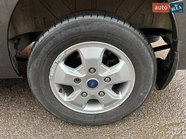 Серый Форд Транзит Кастом, объемом двигателя 2 л и пробегом 197 тыс. км за 16750 $, фото 20 на Automoto.ua