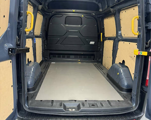 Серый Форд Транзит Кастом, объемом двигателя 2 л и пробегом 81 тыс. км за 25500 $, фото 54 на Automoto.ua