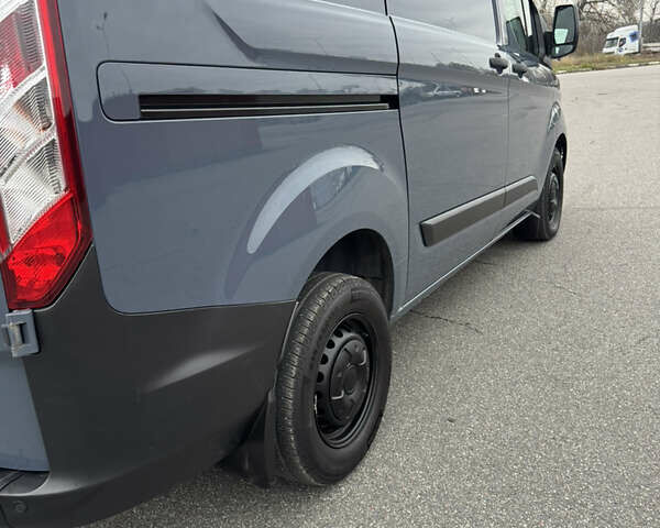 Серый Форд Транзит Кастом, объемом двигателя 2 л и пробегом 81 тыс. км за 29900 $, фото 15 на Automoto.ua