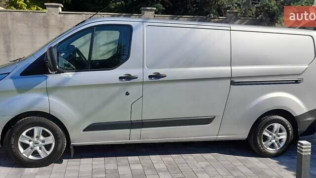 Сірий Форд Транзит Кастом, об'ємом двигуна 2.2 л та пробігом 210 тис. км за 11000 $, фото 1 на Automoto.ua