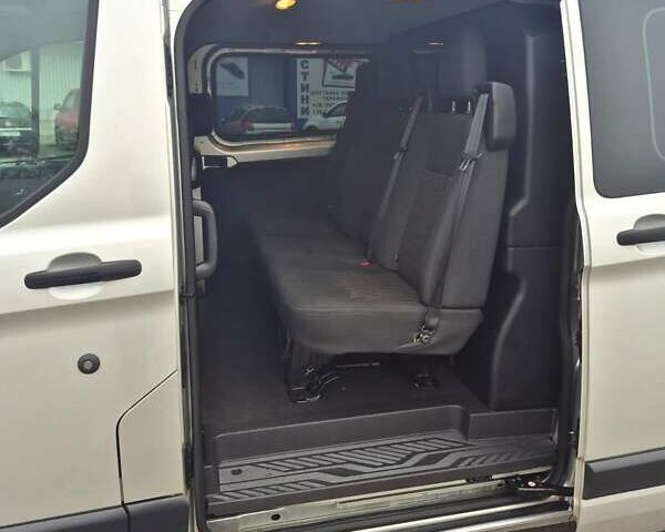 Сірий Форд Транзит Кастом, об'ємом двигуна 2 л та пробігом 273 тис. км за 15950 $, фото 24 на Automoto.ua