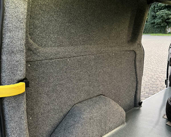 Сірий Форд Транзит Кастом, об'ємом двигуна 2 л та пробігом 181 тис. км за 14699 $, фото 50 на Automoto.ua