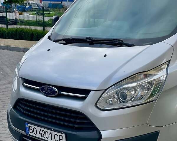 Сірий Форд Транзит Кастом, об'ємом двигуна 2 л та пробігом 225 тис. км за 14800 $, фото 1 на Automoto.ua