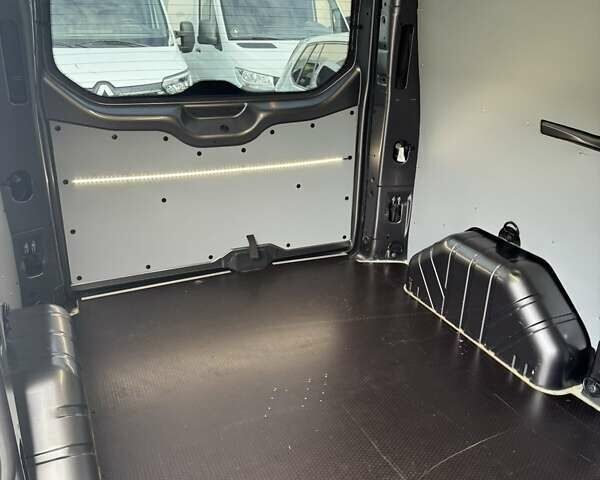 Сірий Форд Транзит Кастом, об'ємом двигуна 2.69 л та пробігом 211 тис. км за 16700 $, фото 20 на Automoto.ua