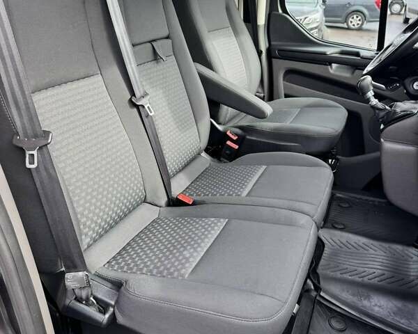 Сірий Форд Транзит Кастом, об'ємом двигуна 2.69 л та пробігом 211 тис. км за 16700 $, фото 40 на Automoto.ua