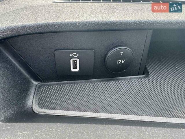 Сірий Форд Транзит Кастом, об'ємом двигуна 2.69 л та пробігом 211 тис. км за 16700 $, фото 39 на Automoto.ua