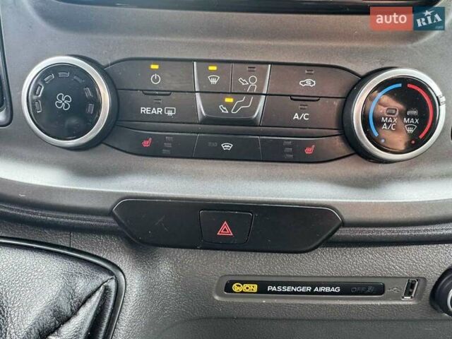 Сірий Форд Транзит Кастом, об'ємом двигуна 2.69 л та пробігом 211 тис. км за 16700 $, фото 37 на Automoto.ua