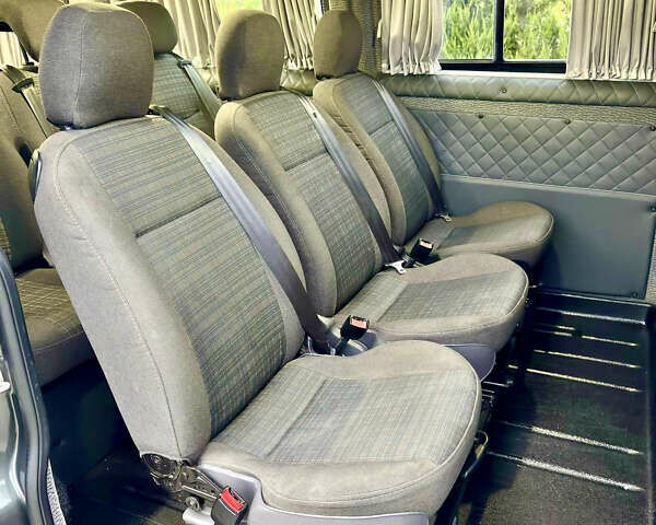 Сірий Форд Транзит Кастом, об'ємом двигуна 2.2 л та пробігом 293 тис. км за 16500 $, фото 24 на Automoto.ua