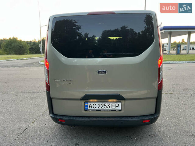 Сірий Форд Транзит Кастом, об'ємом двигуна 2.2 л та пробігом 251 тис. км за 16700 $, фото 5 на Automoto.ua