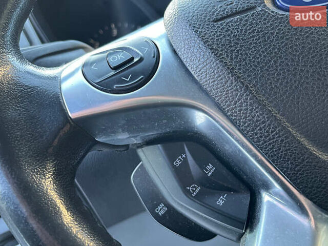 Серый Форд Транзит Кастом, объемом двигателя 2.2 л и пробегом 138 тыс. км за 12900 $, фото 12 на Automoto.ua