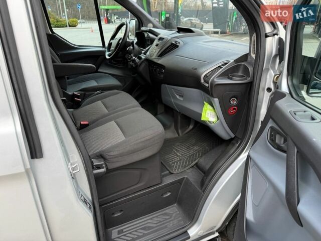 Сірий Форд Транзит Кастом, об'ємом двигуна 2.2 л та пробігом 122 тис. км за 18500 $, фото 22 на Automoto.ua
