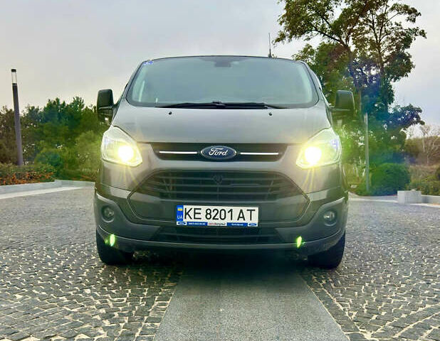 Сірий Форд Транзит Кастом, об'ємом двигуна 2.2 л та пробігом 293 тис. км за 16500 $, фото 2 на Automoto.ua