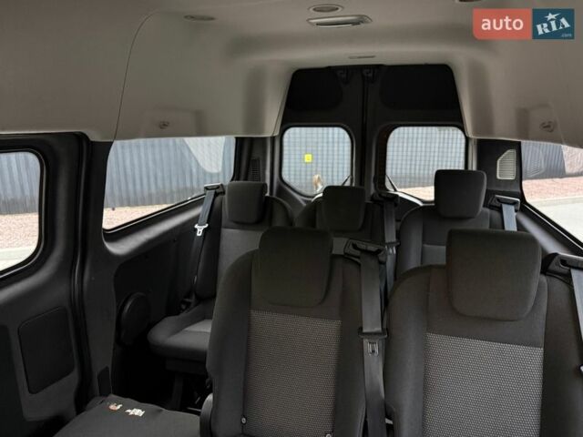Сірий Форд Транзит Кастом, об'ємом двигуна 2.2 л та пробігом 122 тис. км за 18500 $, фото 21 на Automoto.ua