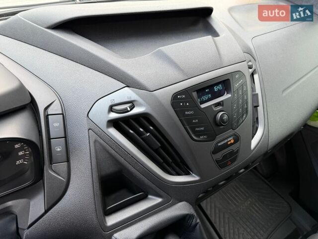 Сірий Форд Транзит Кастом, об'ємом двигуна 2.2 л та пробігом 122 тис. км за 18500 $, фото 19 на Automoto.ua