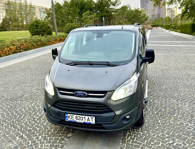 Сірий Форд Транзит Кастом, об'ємом двигуна 2.2 л та пробігом 293 тис. км за 16500 $, фото 3 на Automoto.ua