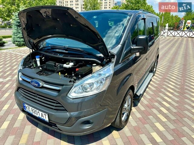 Сірий Форд Транзит Кастом, об'ємом двигуна 2.2 л та пробігом 293 тис. км за 15500 $, фото 46 на Automoto.ua