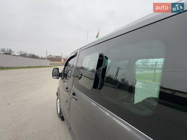 Сірий Форд Транзит Кастом, об'ємом двигуна 2.2 л та пробігом 263 тис. км за 16800 $, фото 58 на Automoto.ua