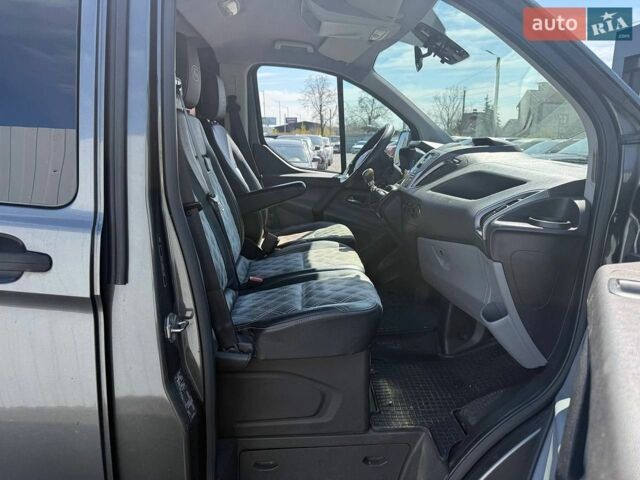 Серый Форд Транзит Кастом, объемом двигателя 2 л и пробегом 195 тыс. км за 11990 $, фото 12 на Automoto.ua