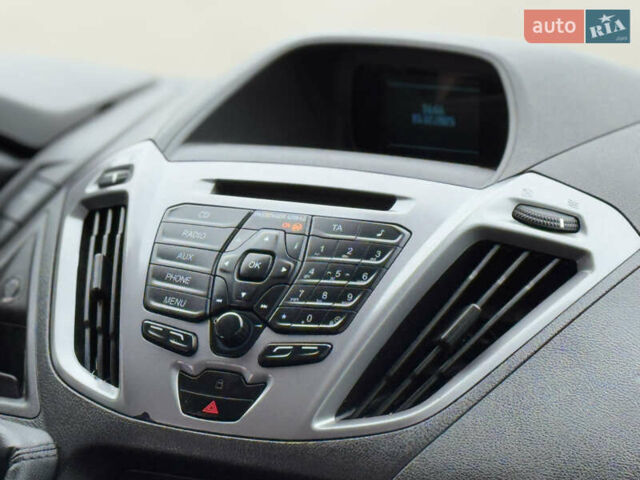 Сірий Форд Транзит Кастом, об'ємом двигуна 2.2 л та пробігом 263 тис. км за 16800 $, фото 65 на Automoto.ua