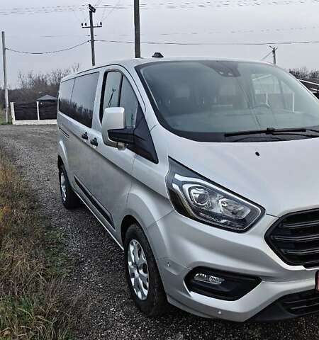 Сірий Форд Транзит Кастом, об'ємом двигуна 2 л та пробігом 191 тис. км за 19990 $, фото 2 на Automoto.ua