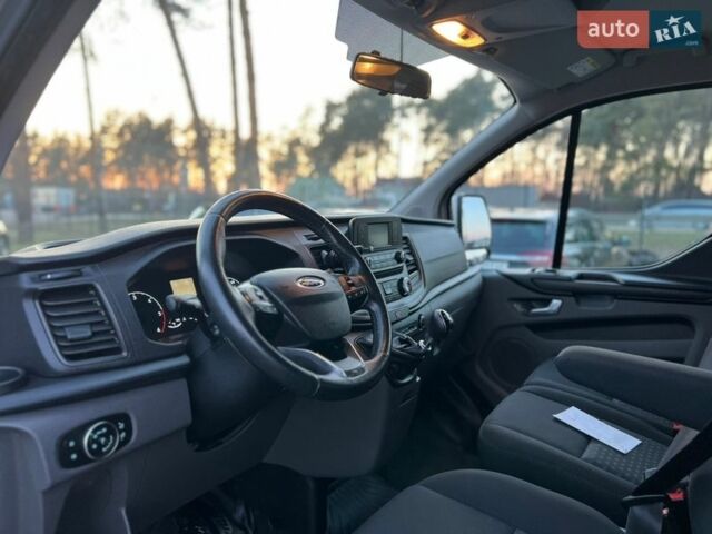 Серый Форд Транзит Кастом, объемом двигателя 2 л и пробегом 162 тыс. км за 22300 $, фото 22 на Automoto.ua