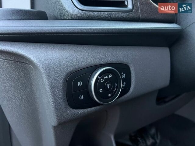 Серый Форд Транзит Кастом, объемом двигателя 2 л и пробегом 162 тыс. км за 22300 $, фото 25 на Automoto.ua