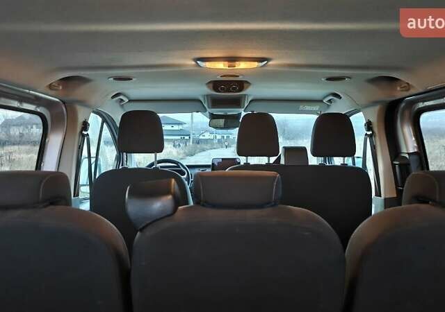 Сірий Форд Транзит Кастом, об'ємом двигуна 2 л та пробігом 191 тис. км за 19990 $, фото 11 на Automoto.ua