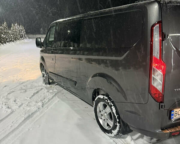 Серый Форд Транзит Кастом, объемом двигателя 2 л и пробегом 300 тыс. км за 21899 $, фото 4 на Automoto.ua