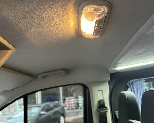 Сірий Форд Транзит Кастом, об'ємом двигуна 2 л та пробігом 255 тис. км за 21499 $, фото 94 на Automoto.ua