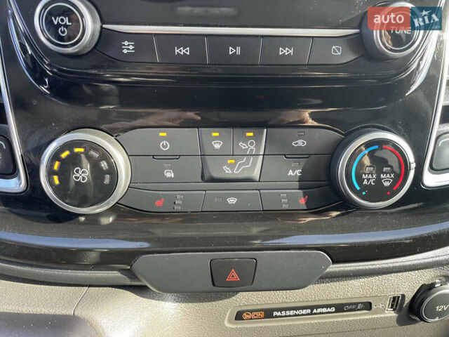 Сірий Форд Транзит Кастом, об'ємом двигуна 2 л та пробігом 227 тис. км за 19500 $, фото 15 на Automoto.ua