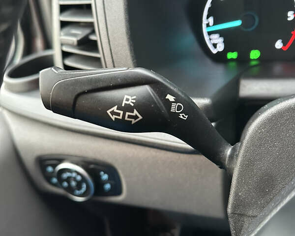 Сірий Форд Транзит Кастом, об'ємом двигуна 2 л та пробігом 255 тис. км за 21499 $, фото 96 на Automoto.ua