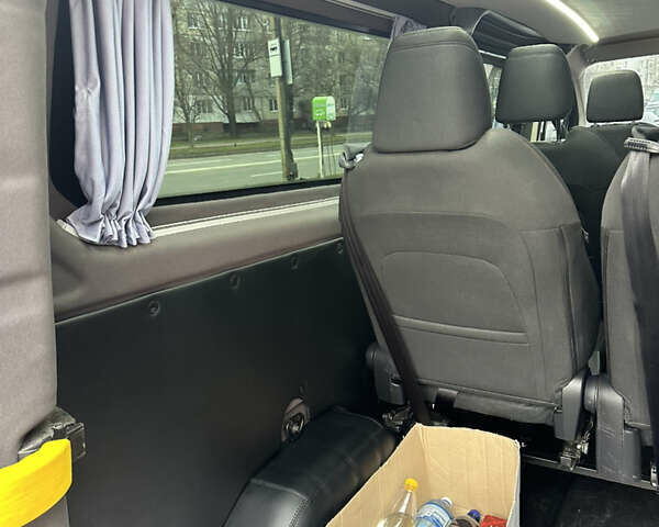 Сірий Форд Транзит Кастом, об'ємом двигуна 2 л та пробігом 255 тис. км за 21499 $, фото 76 на Automoto.ua