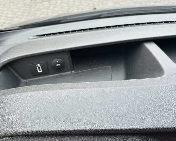 Сірий Форд Транзит Кастом, об'ємом двигуна 2 л та пробігом 255 тис. км за 21499 $, фото 93 на Automoto.ua