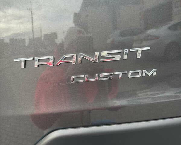 Сірий Форд Транзит Кастом, об'ємом двигуна 2 л та пробігом 255 тис. км за 21499 $, фото 23 на Automoto.ua